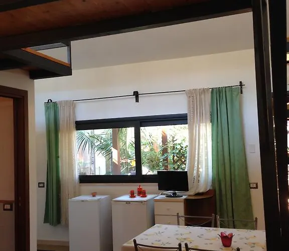 Ogliastro Sul Mare - Sleep And Dream צ'פאלו